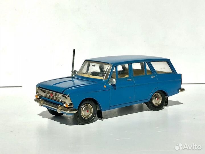 Модель Москвич 427 А4 СССР 1:43