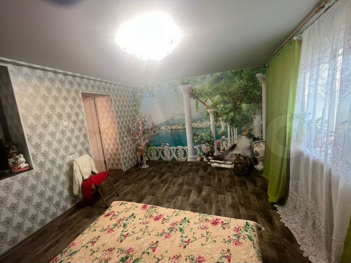 2-к. квартира, 52 м², 1/1 эт.