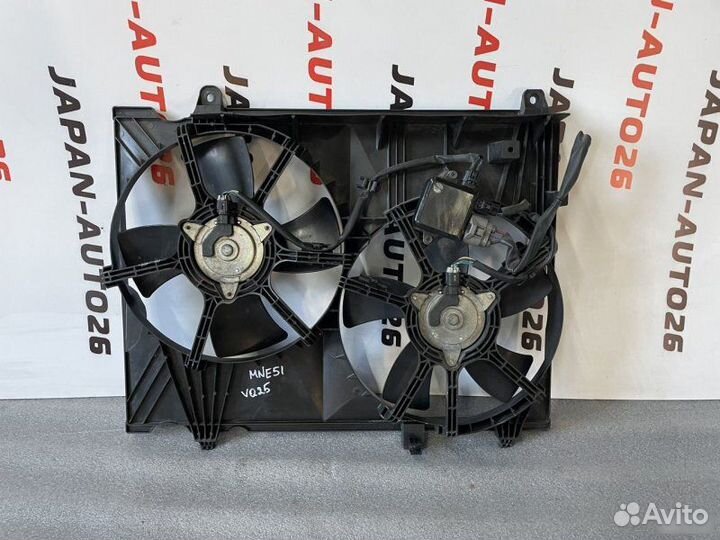 Диффузор радиатора Nissan Elgrand E51 2.5 AT