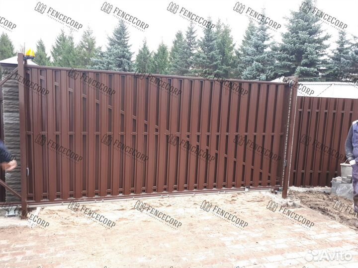 Откатные ворота из штакетника для участка