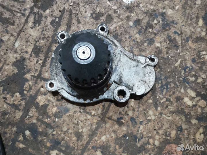 Насос водяной (помпа) Волга, Газель с двс Крайслер