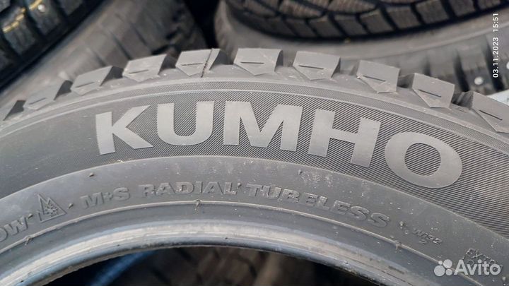 Kumho WinterCraft Ice Wi32 225/60 R18 104T