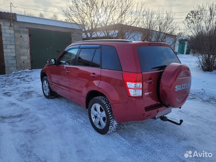 Suzuki Grand Vitara 2.4 AT, 2011, 182 500 км