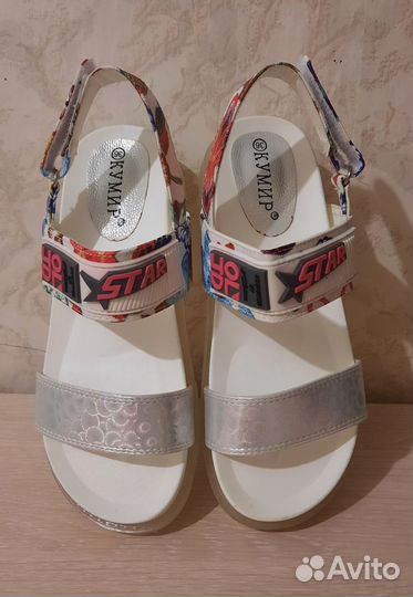 Сандалии новые р. 35-36