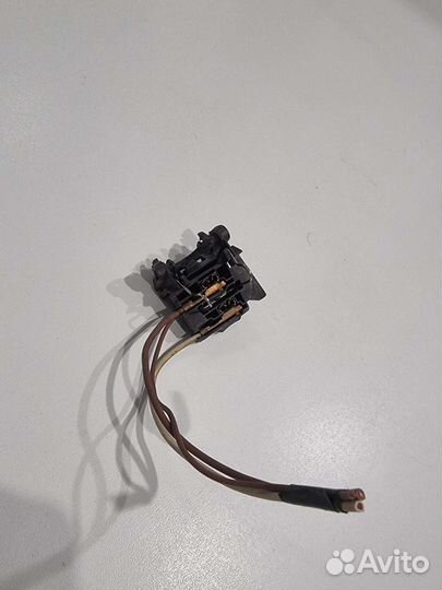 Разьём, фишка лампы Ford Focus 2, 3