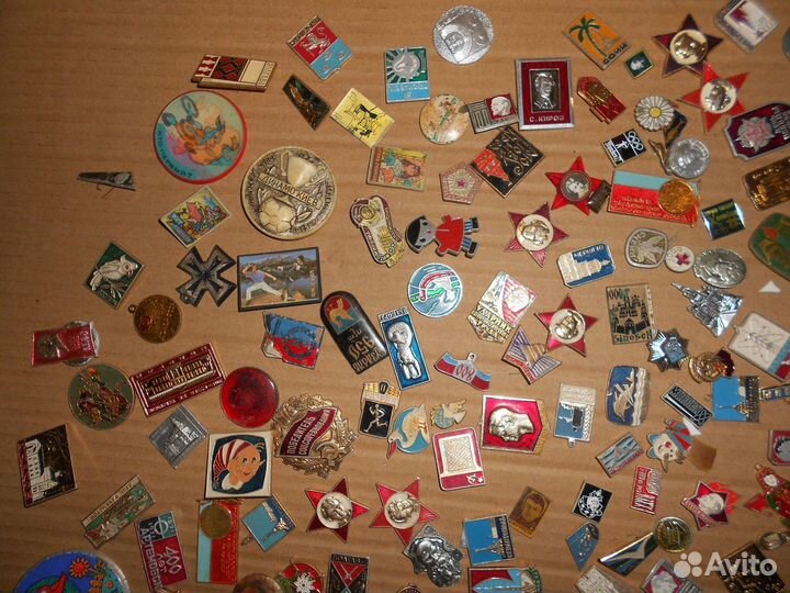 Значки СССР ломаные без заколок