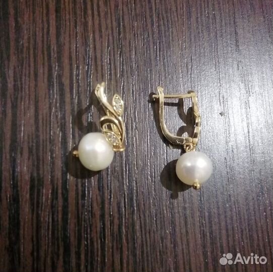 Серьги с позолотой и жемчугом