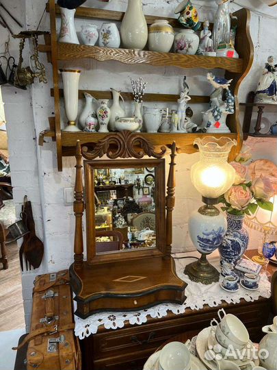 Антикварное дамское зеркало