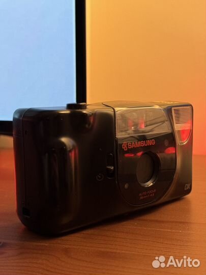Плёночный фотоаппарат Samsung AF 200