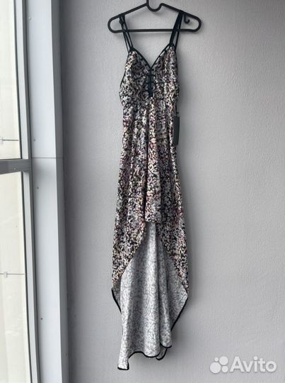 Платье bershka xs