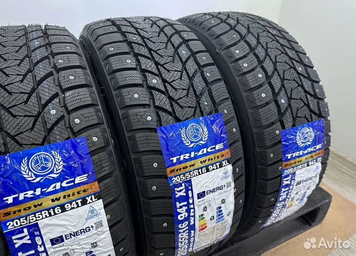 Tri Ace Snow White II 205/55 R16 40T