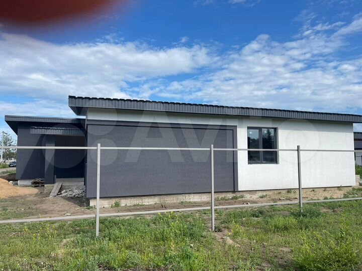 Дом 178 м² на участке 7,7 сот.