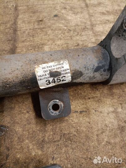 Стойки в сборе citroen c4