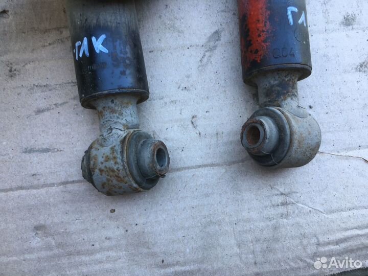 Амортизаторы задние Мерседес глк