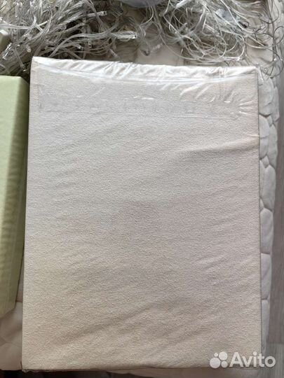 Простыня на резинке махровая