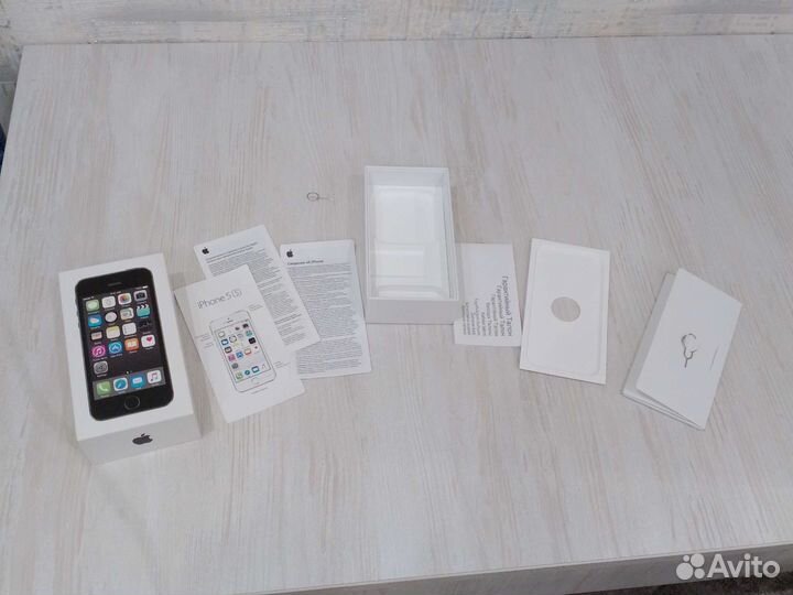 Коробка от iPhone 5s