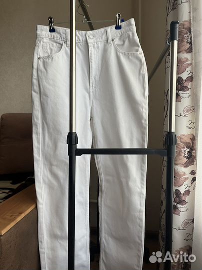 Джинсы белые женские 44