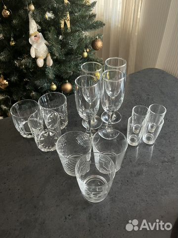 Набор бокалов, стаканов, рюмок