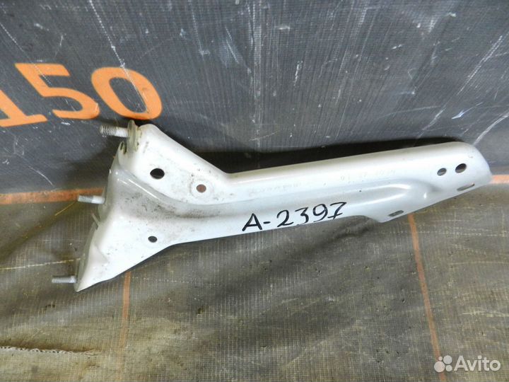 Кронштейн крыла переднего - Audi Q5 (2008-17гг)