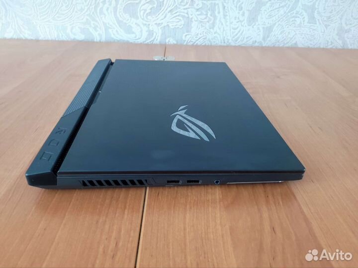 Игровой ноутбук asus Rog Strix G15
