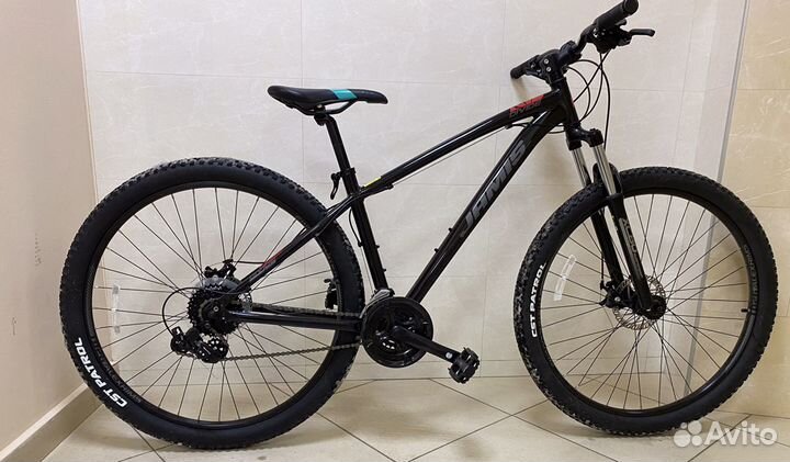 GT agressor 29 Jamis Divide 29