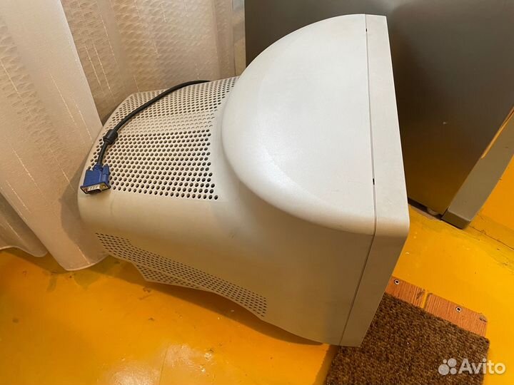 Монитор для компьютера бу