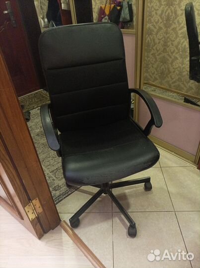 Компьютерное кресло руководителя бу Икея