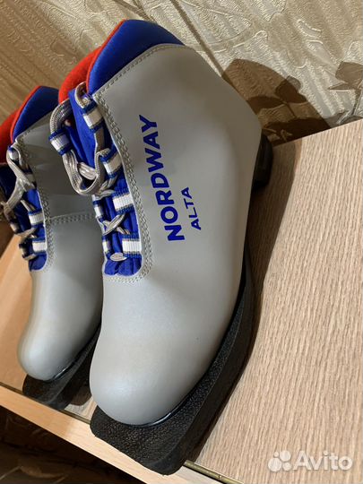 Лыжные ботинки детские 33