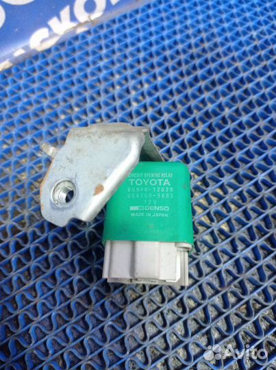 Реле Toyota Sprinter седан 5A-FE 1992