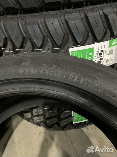 Grenlander L-Zeal56 225/45 R18 95W