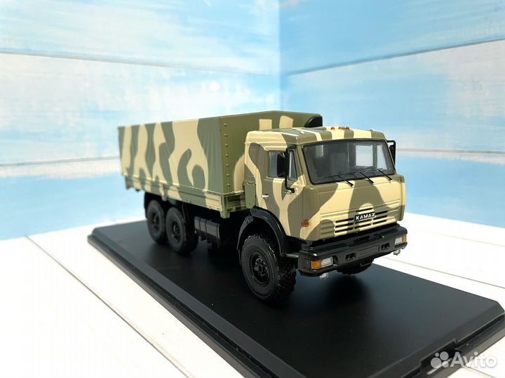 Модель грузовика камаз-43118 1/43 SSM