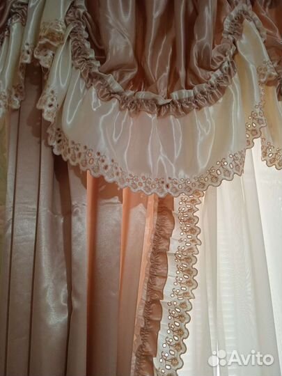 Шторы с ламбрекеном беж