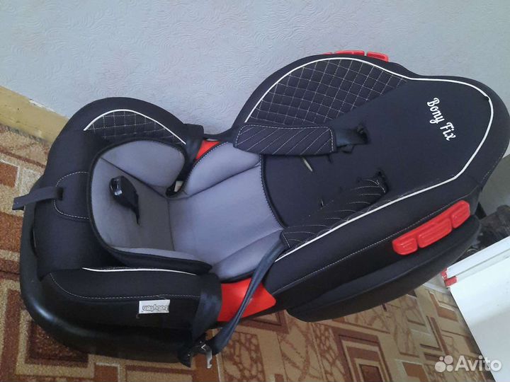 Детское автокресло