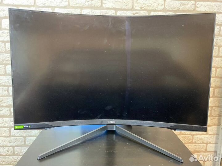 Монитор на запчасти Samsung Odyssey G7 C32G75tqsi