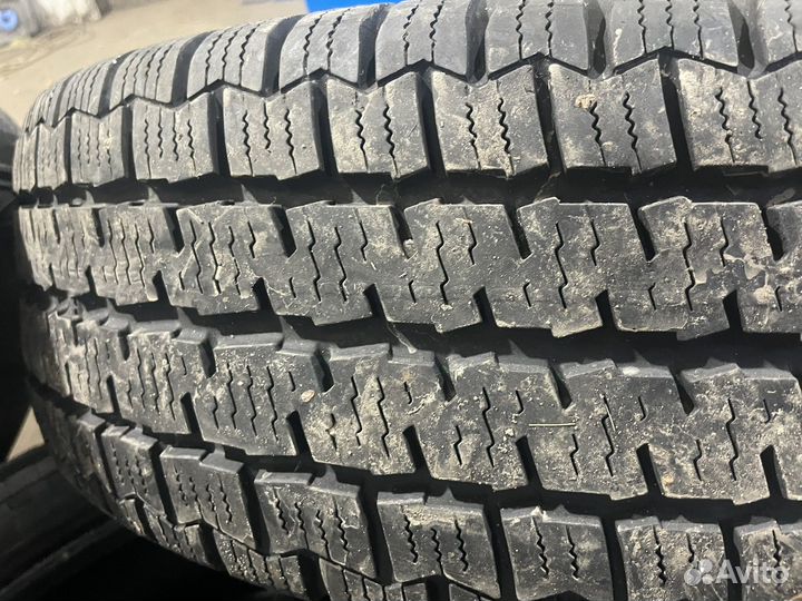 Continental VancoFourSeason 2 225/75 R16C