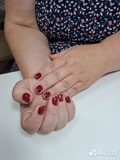 Наращивание ногтей модель