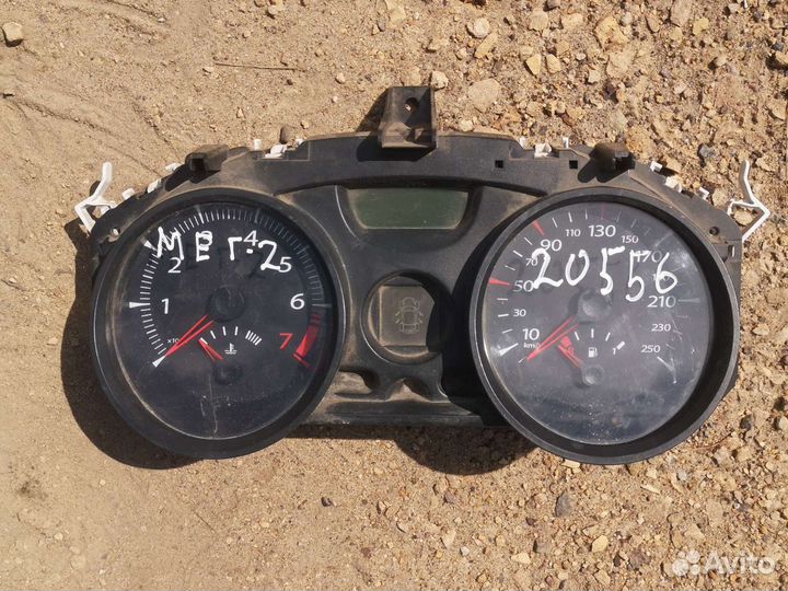 Панель приборов Renault Meganе 2
