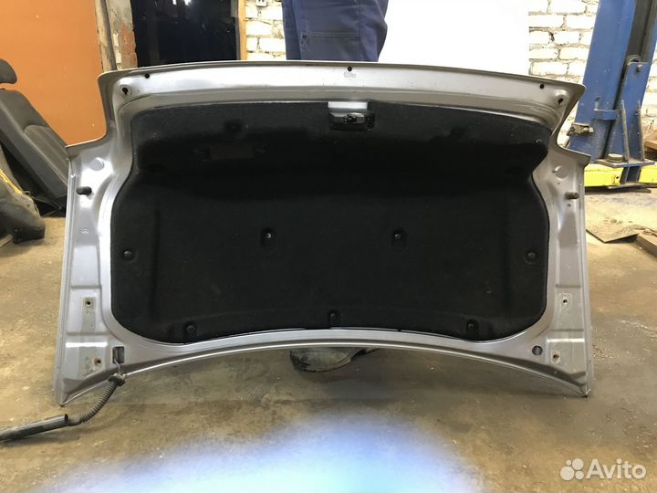 Крышка багажника Hyundai Sonata IV (EF)