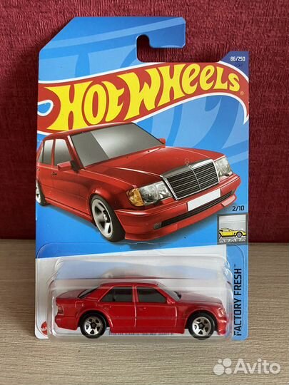 Hot wheels mercedes 500e