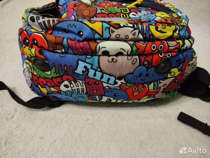 Рюкзак школьный