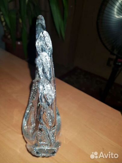 Хрустальная вазочка