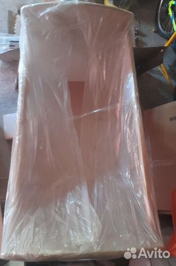 Детская кроватка с мотрасом, и выдвижным ящиком