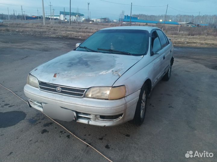 Toyota Carina E в разборе
