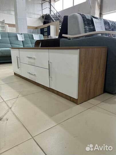 Тумба под телевизор новая