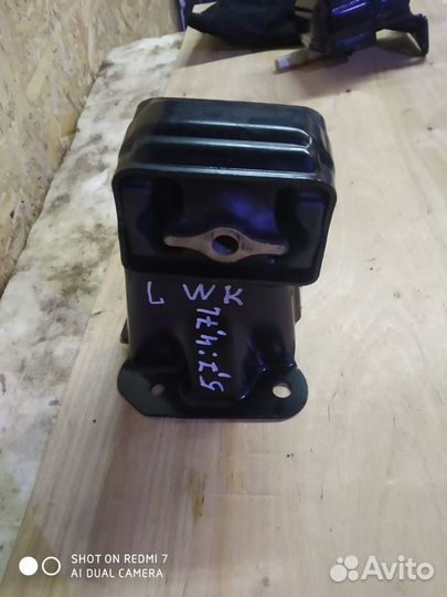 Опора двигателя L, Jeep Grand Cherokee wk