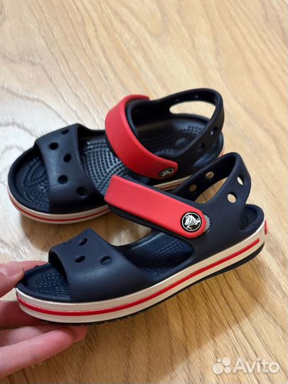 Сандали crocs c9