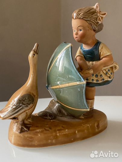 Статуэтка фарфор 