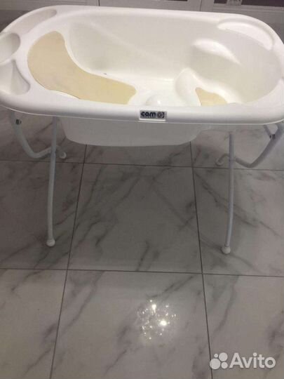 Детская ванночка с подставкой фирмы CAM (Италия)