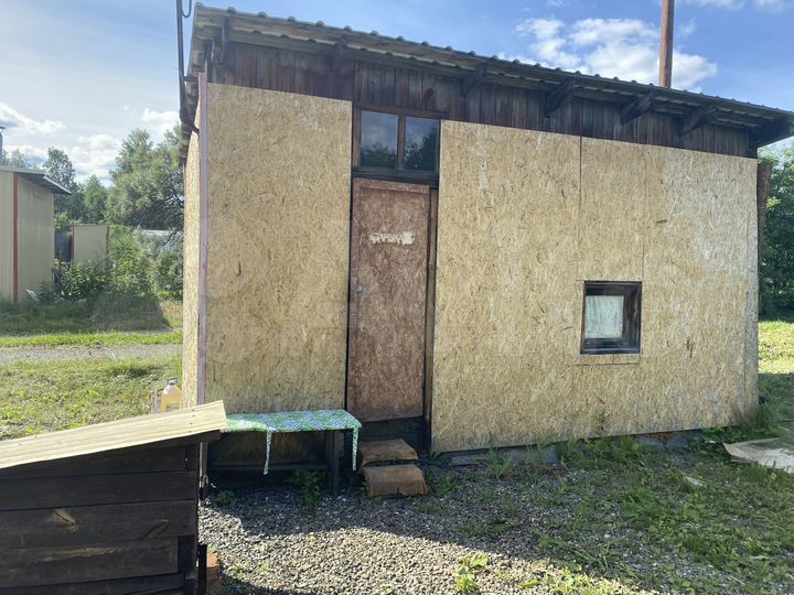 Дача 25 м² на участке 10 сот.