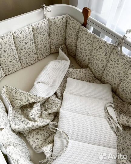 Детская кроватка трансформер с маятником